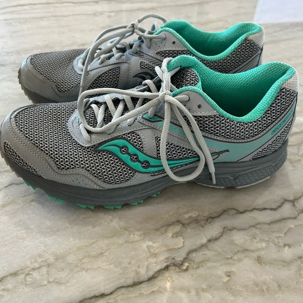 Saucony Sneakers 12 Gray Green Cohesion 10 Running Gym Sports Shoes‎ Women’s
